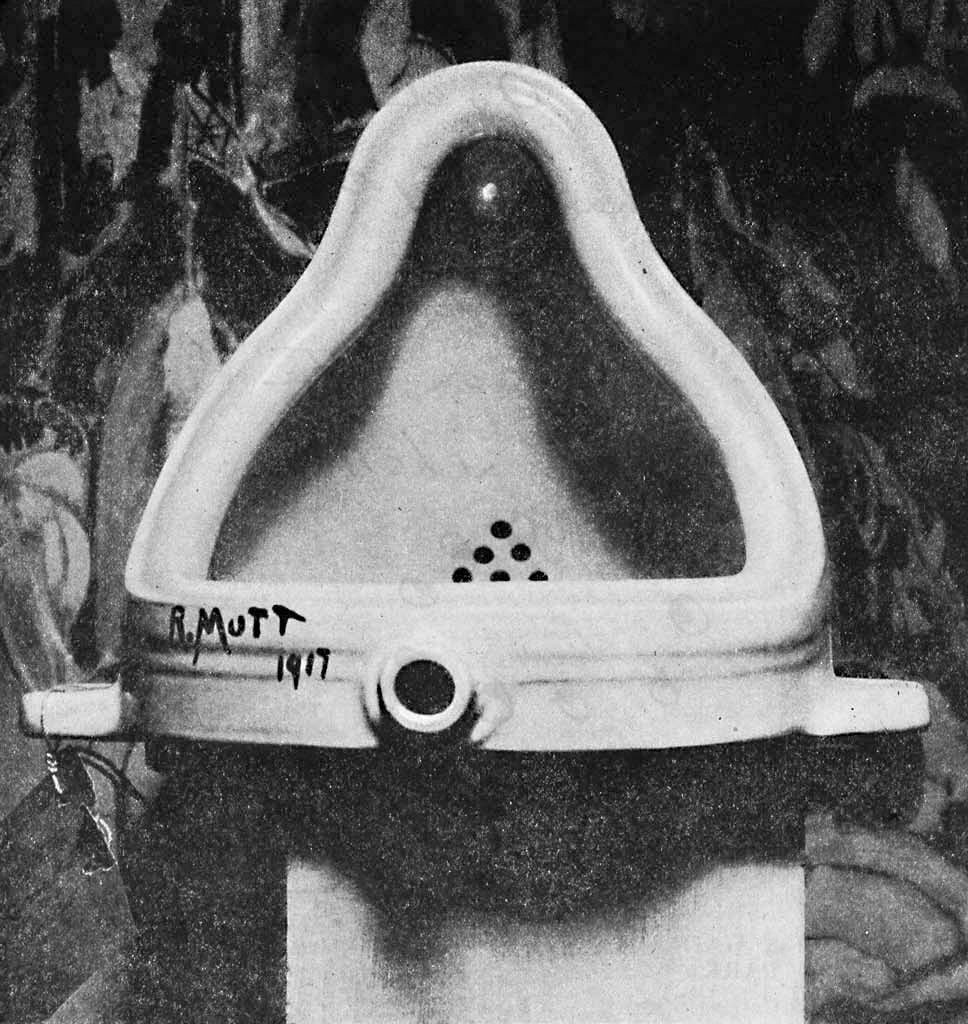 Fountain, Marcel Duchamp, 1917 (photo by Alfred Stieglitz)