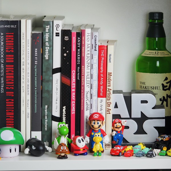 Bookshelf1